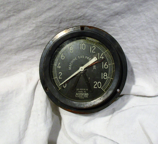Industrial Gauge, Machine Gas Pressure Foxboro, 1930S Or 1940S, Vintage Factory Salvage
