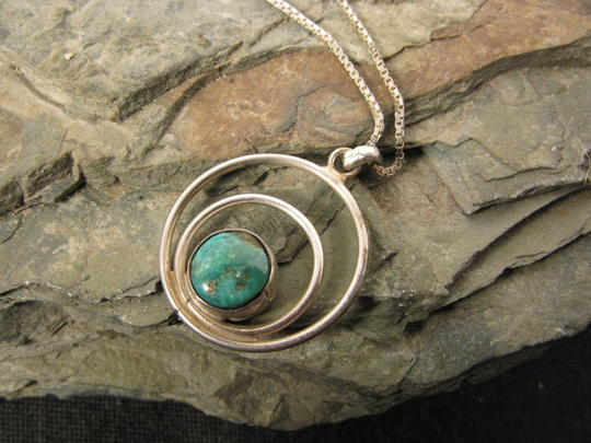 Vintage Southwest Turquoise Sterling Silver Pendant Necklace 20"