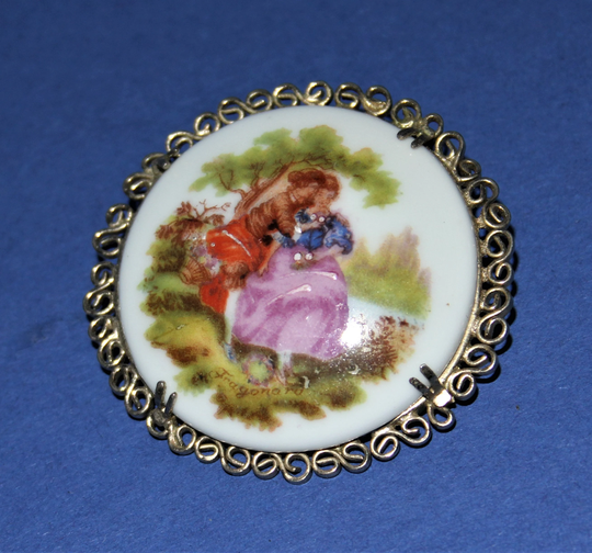 Beautiful Vintage Limoges Circular Brooch
