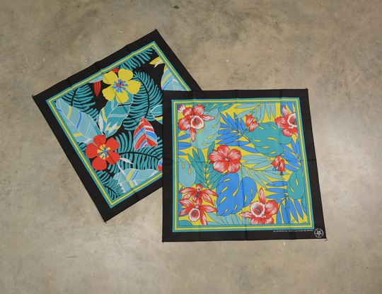 Vintage 80S Bandana Wamcraft Red Yellow Blue Green Black Tropical Flower Paradise 1980 Made in USA 14193