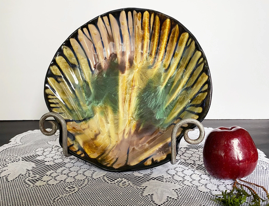 Edgecomb Potters 10.5" Beautiful Earth Tone Colored Glazed Clam Shell Platter, Serve Ware, Gift Idea, Maine
