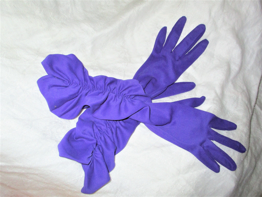 Vintage 60S Purple Nylon Blend Gloves M Shirred Forearm Length