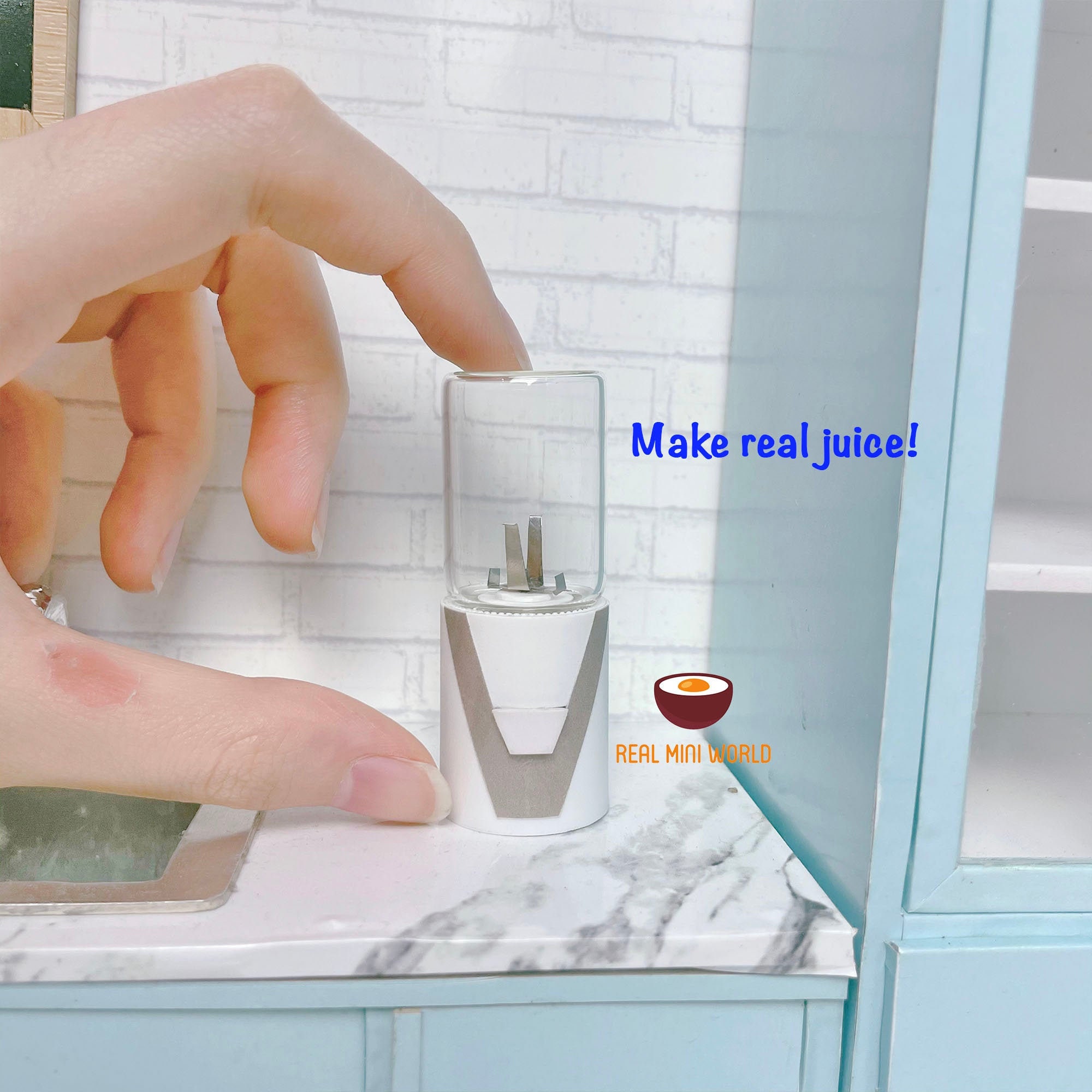 Real Working Miniature Juicer Blender White | Can Blend Real Fruit & Vegetables Mini Cooking