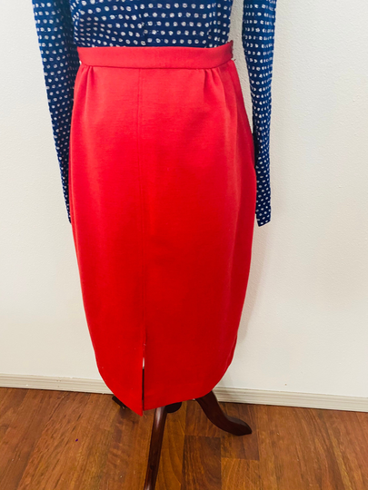 Size 12 Bright Red Wool Blend "Marbella Knits" Pleated Skirt. Adorable 1970S Classic Office Wear Poly Blend Cute