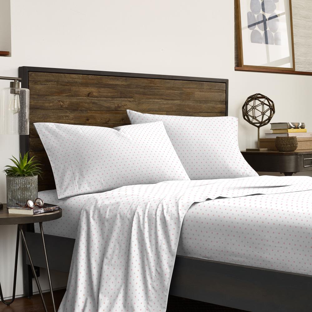 WestPoint Home IZOD Brights Blake Sheet Queen Cotton Blend Bed Sheet Polyester in White | 028828319548