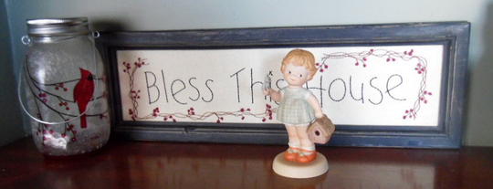 Enesco, Lucie Atwell, Symbol Of Members Figurine. 1991. Welcome To Your New Home. #my911. Very Good Condition