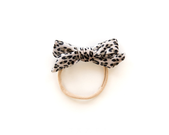 Cheetah Bow in Velvet Gray