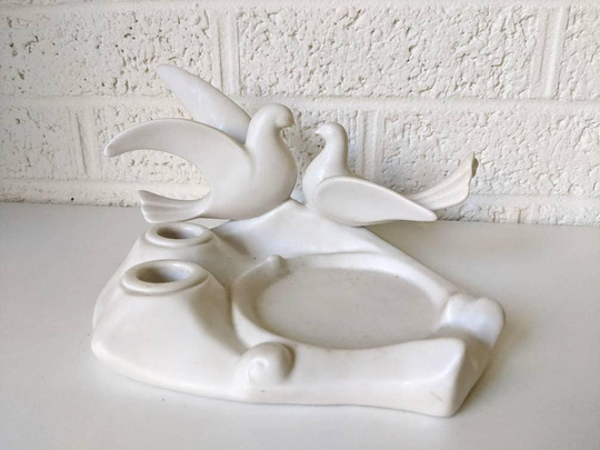 Vintage White Porcelain Doves Candleholder | Wedding Photos
