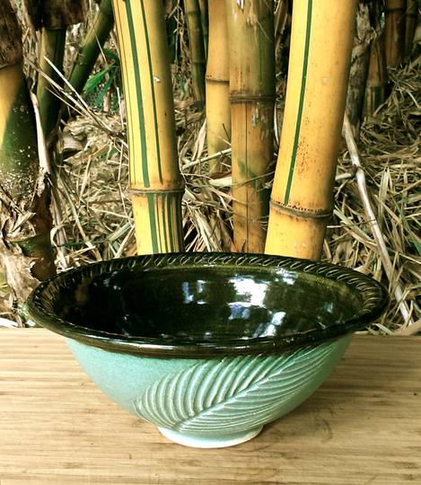 Free Shipping, Palm Leaf Bowl, Japanese Ceramic, Side Dish, Salad, Ramen, Pho, Rice Hawaii-Made, Pottery, Black 7 1/4"D X 3"H