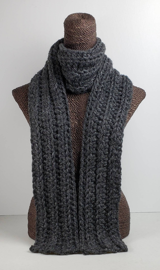 Chunky Wool Blend Crochet Winter Scarf - Dark Grey Heather