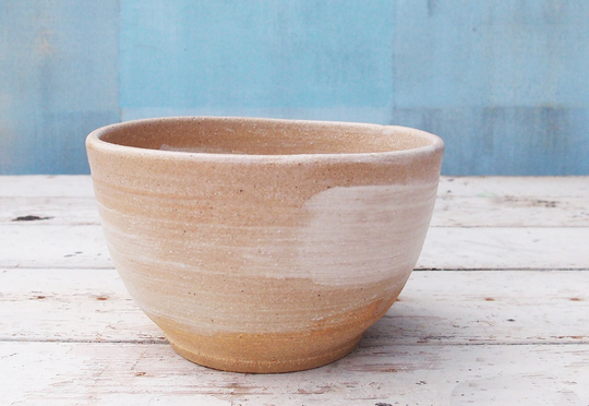 Medium-Sized Ceramic Bowl in White/Blue, Stoneware Soup Or Ramen Bowl, Coastal Farmhouse Decor