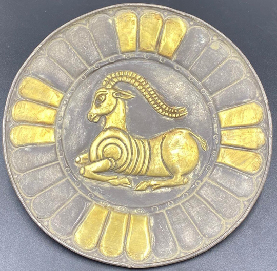 Very Beautiful Amazing Collectible Piece Old Ancient Bactrian Ram Solid Silver Plate With 18K Gold Filling