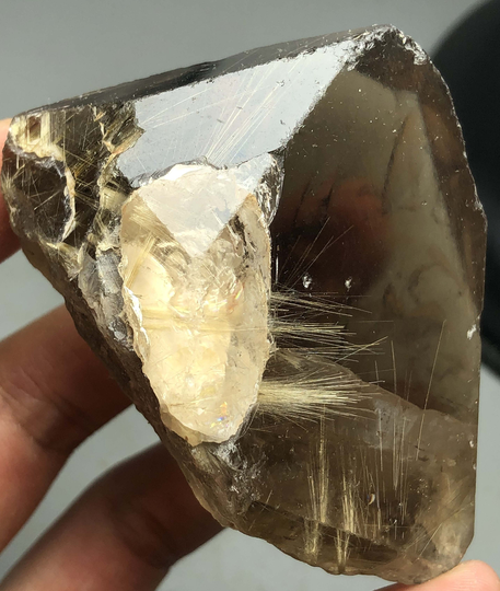 136G Natural Golden Hair Rutilated Quartz Crystal Point Specimen B390