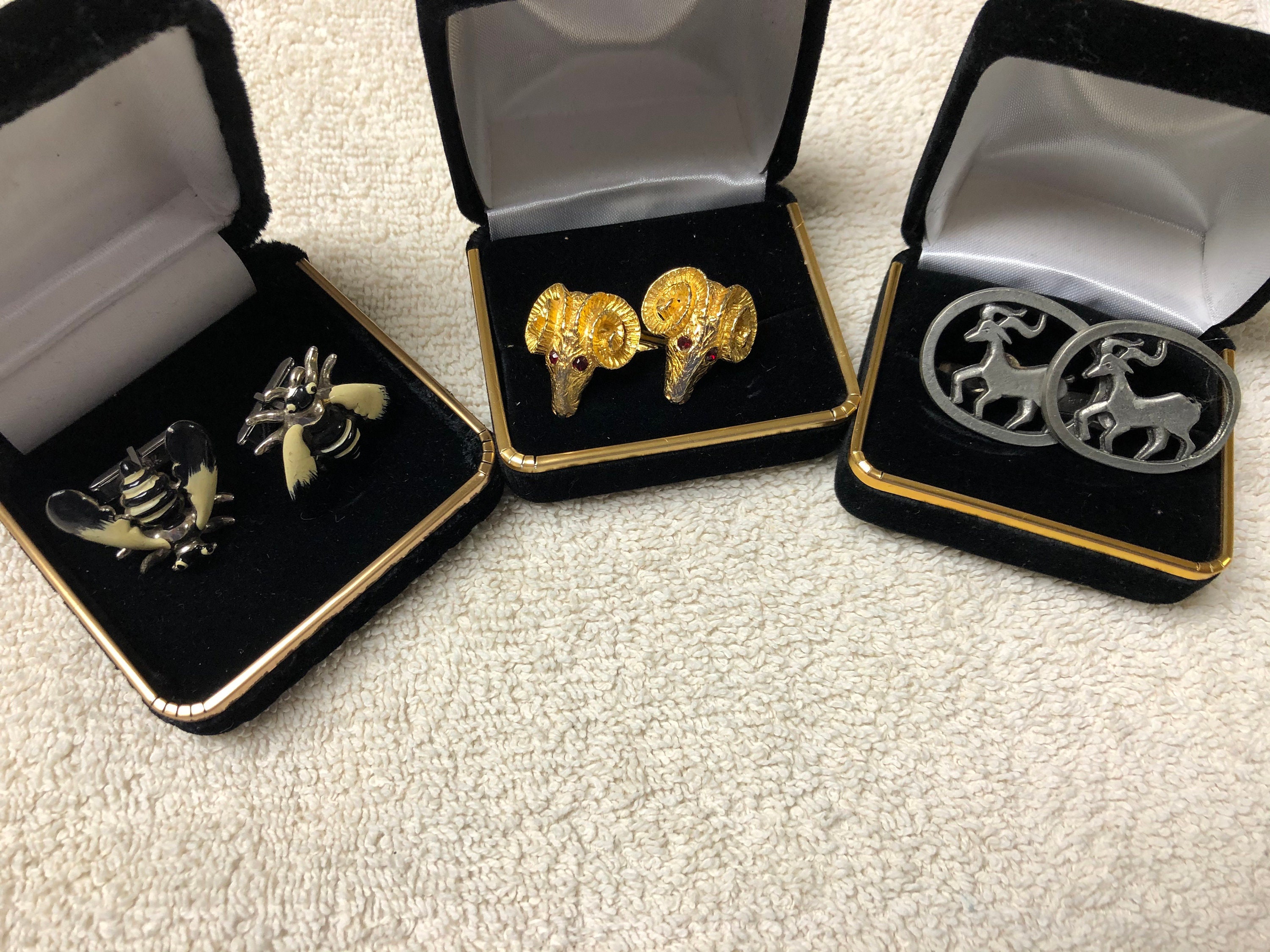 3 Pairs Vintage Cufflinks, Metz Gray Metal Large Oval Stag/Elk, Enameled Bee Black/Yellow, Heavy Ram's Head Gold Tone/Red Eyes