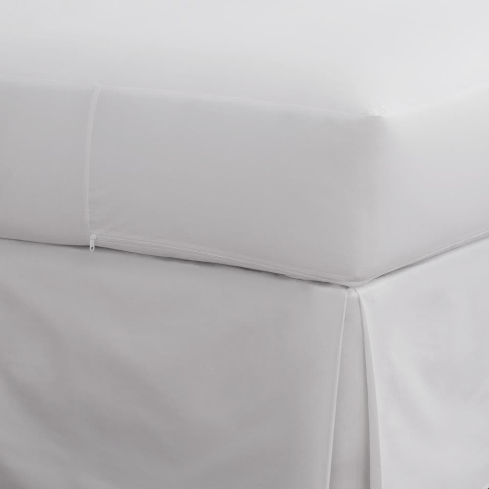 WestPoint Home Martex Purity Utility Bedding White Solid Twin Comforter (Blend with Polyester Fill) | 088377662960