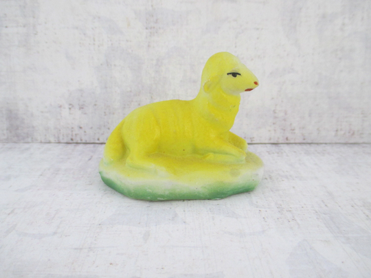 Little Vintage Ldv Chalk Lamb - Made in Holland