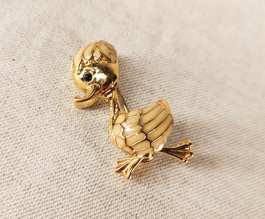Vintage Duckling Brooch With Enamel, Gold Tone Duck Pin, Bird Jewelry