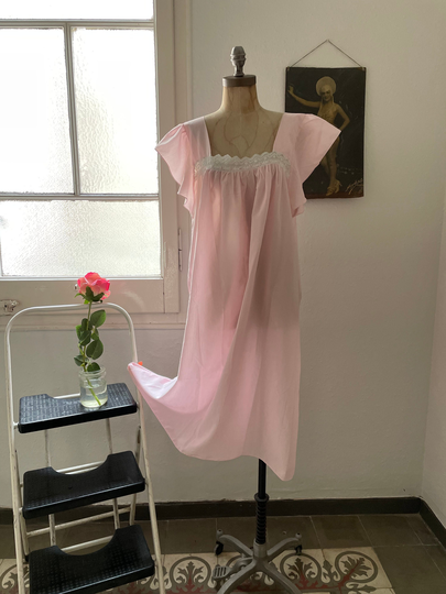 Vintage Soft Pink Cotton Polyester Blend Flutter Sleeve Nightgown Smock Negligee With Lace & Ribbon Bows Romantic Loungewear Medium Large