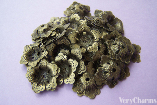 50 Pcs Antiqued Bronze 5 Petal Filigree Flower Flat Bead Caps 16mm A2044
