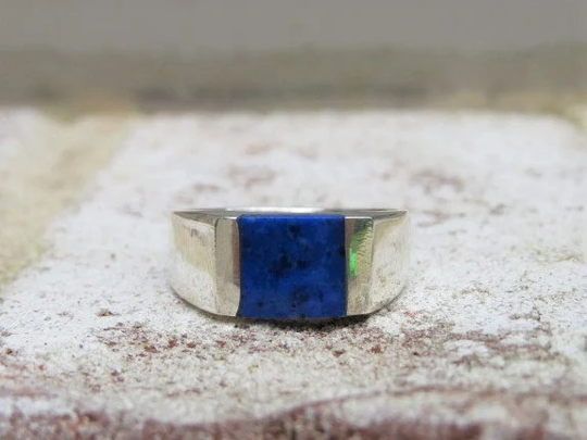 Vintage Sterling Silver Lapis Lazuli Band Ring