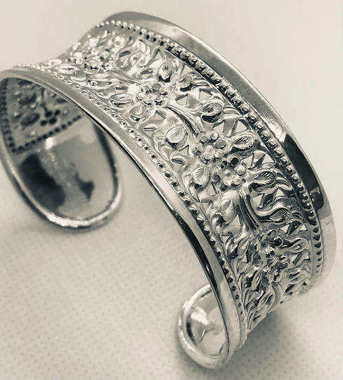 Silver Repousse Thai Vintage 6 1/4" On The Outside, 5 3/4" Inside Cuff Bangle Bracelet