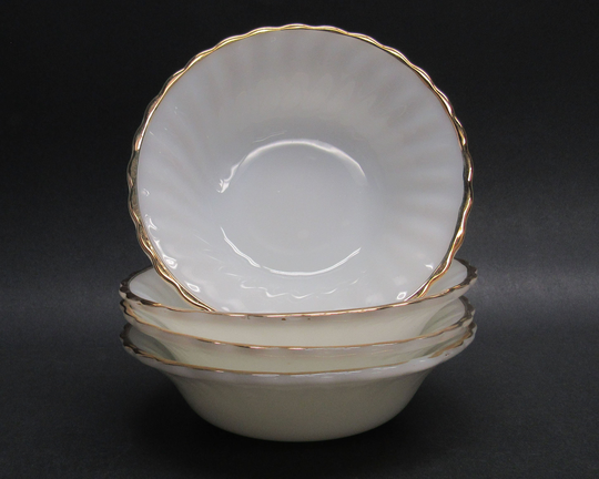 Vintage Fire King "Suburbia' Swirl Milk Glass Bowls Set Of Four | E11315