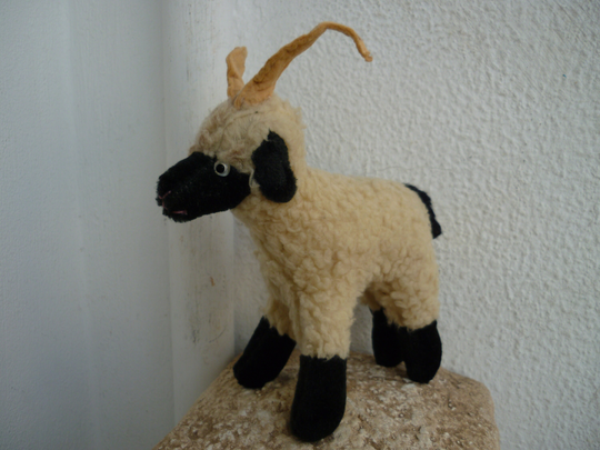 Vintage Ram, Mountain Goat, Wool Plush, Glass Eyes, 7'' Unknown Maker