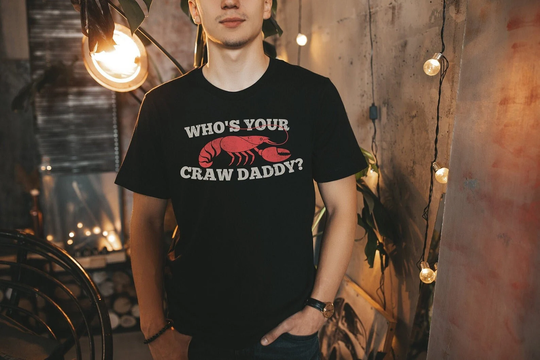 Funny Fathers Day Shirt - Craw Daddy Seafood Graphic Tshirt Chef Gift Unisex Tee Shirt
