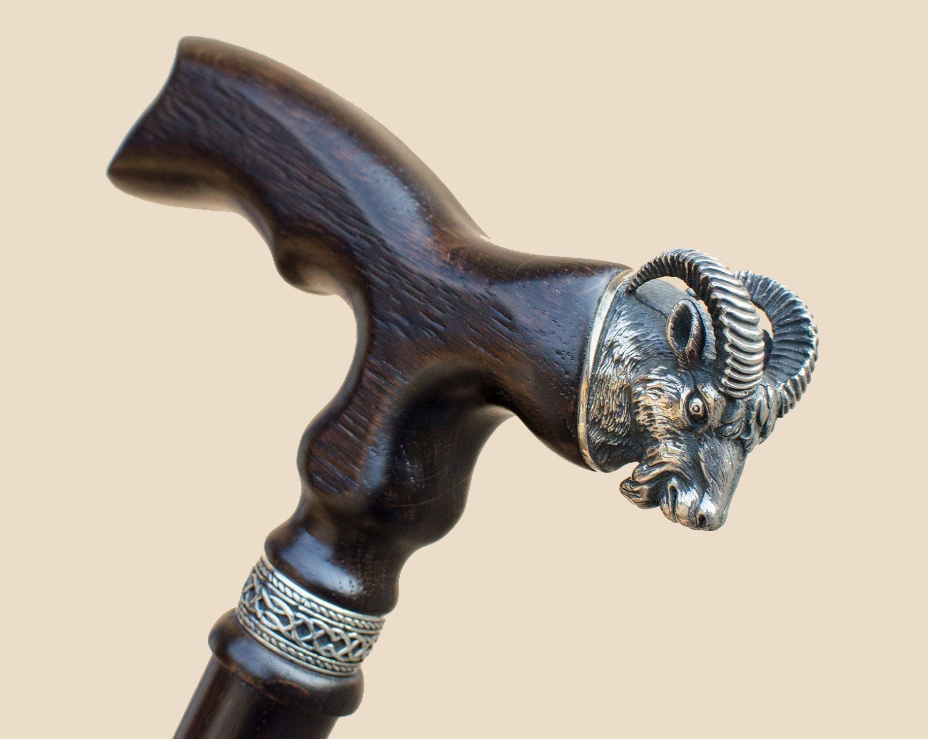 Wooden Walking Stick Aries Ram Cane Wood Vintage Fashionable Hand Carved Sticks For Men Custom Fancy Canes