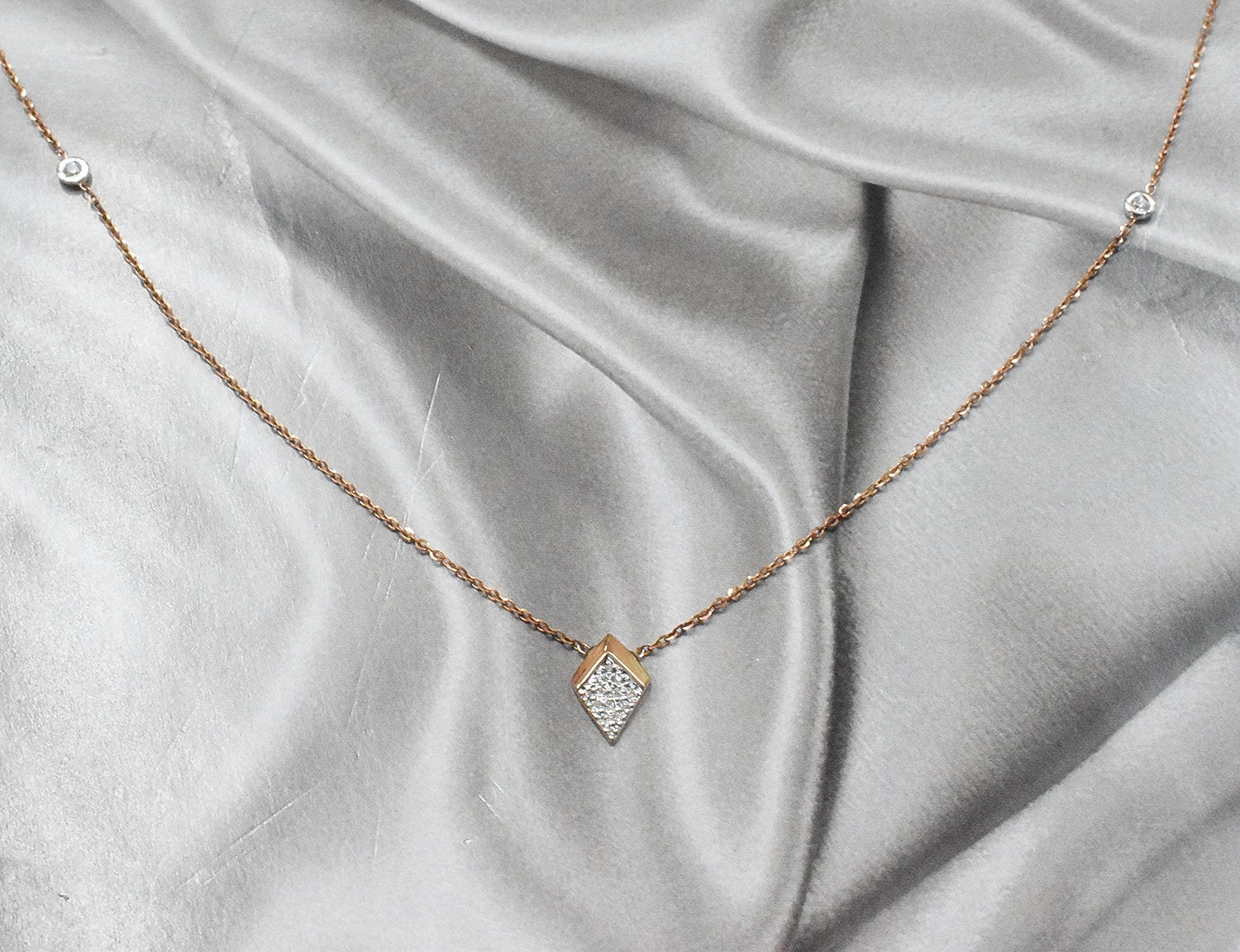 Minimalist Diamond Charm Necklace 10K 14K 18K Gold/Free Shipping Station Layering Arrow Ojgd43/16