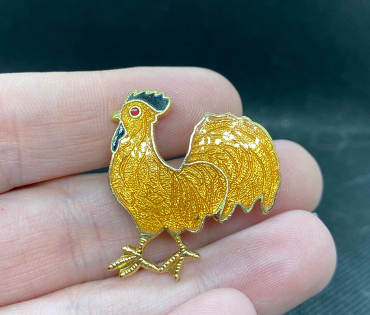 Vintage Enamel Chicken Pin