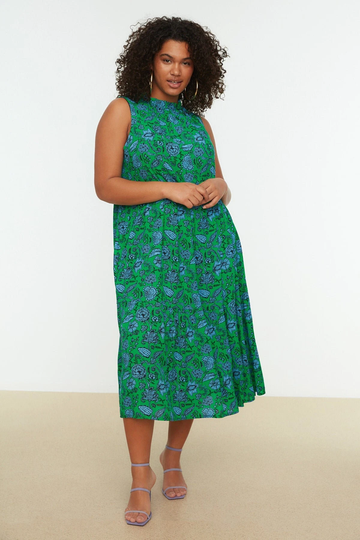 Emerald Green Floral Evening Plus Size Gown | Sleeveless Tank Straps Boat Bodice A-Line Silhouette Mid Length Skirt Trtbbss22El1539
