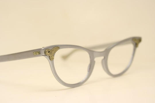 Unused Small Silver Gray Cat Eye Glasses Vintage Eyewear Retro