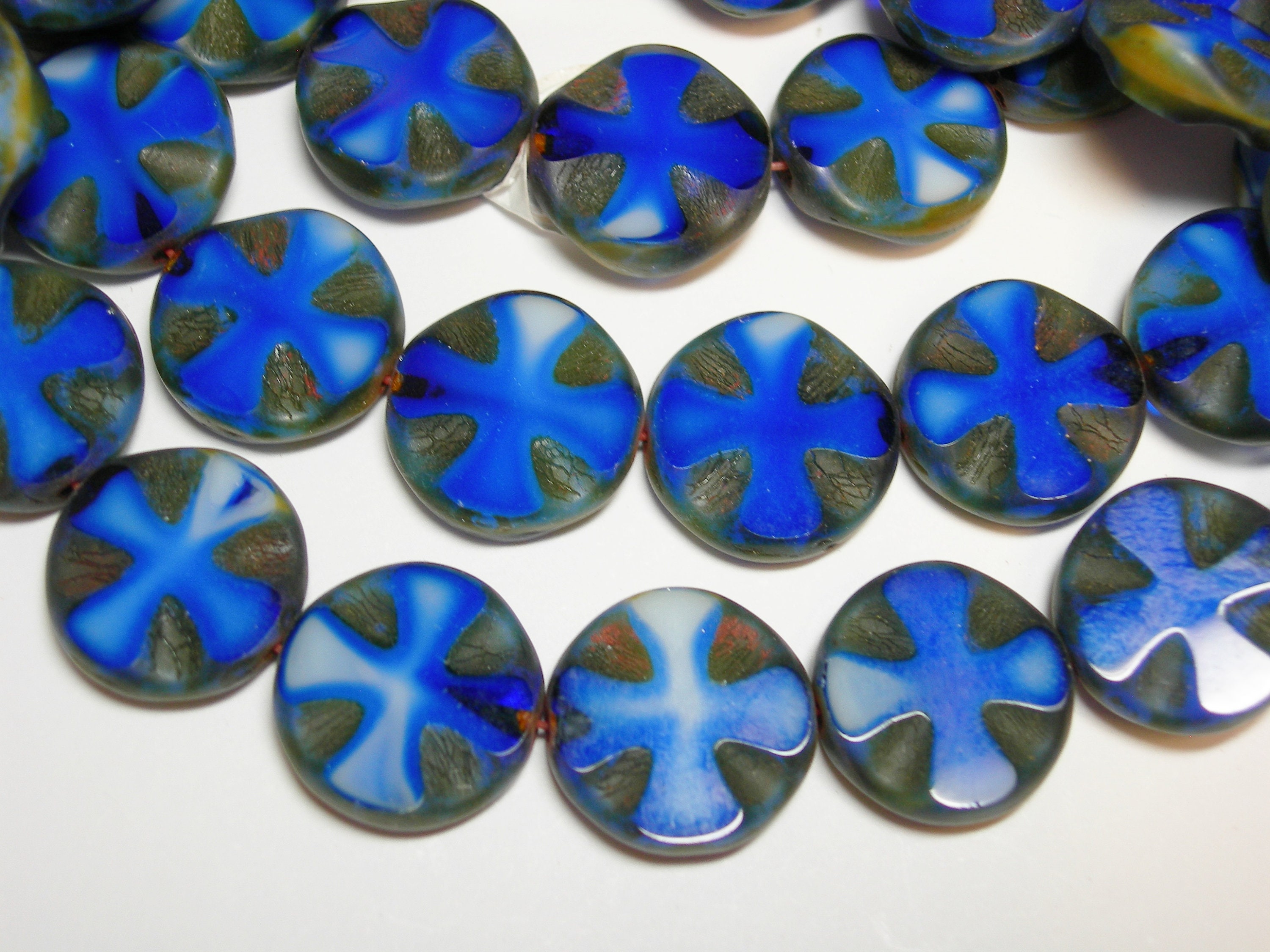 15 14mm Czech Glass Blue White Blend Picasso Cross Wheel Coin Beads