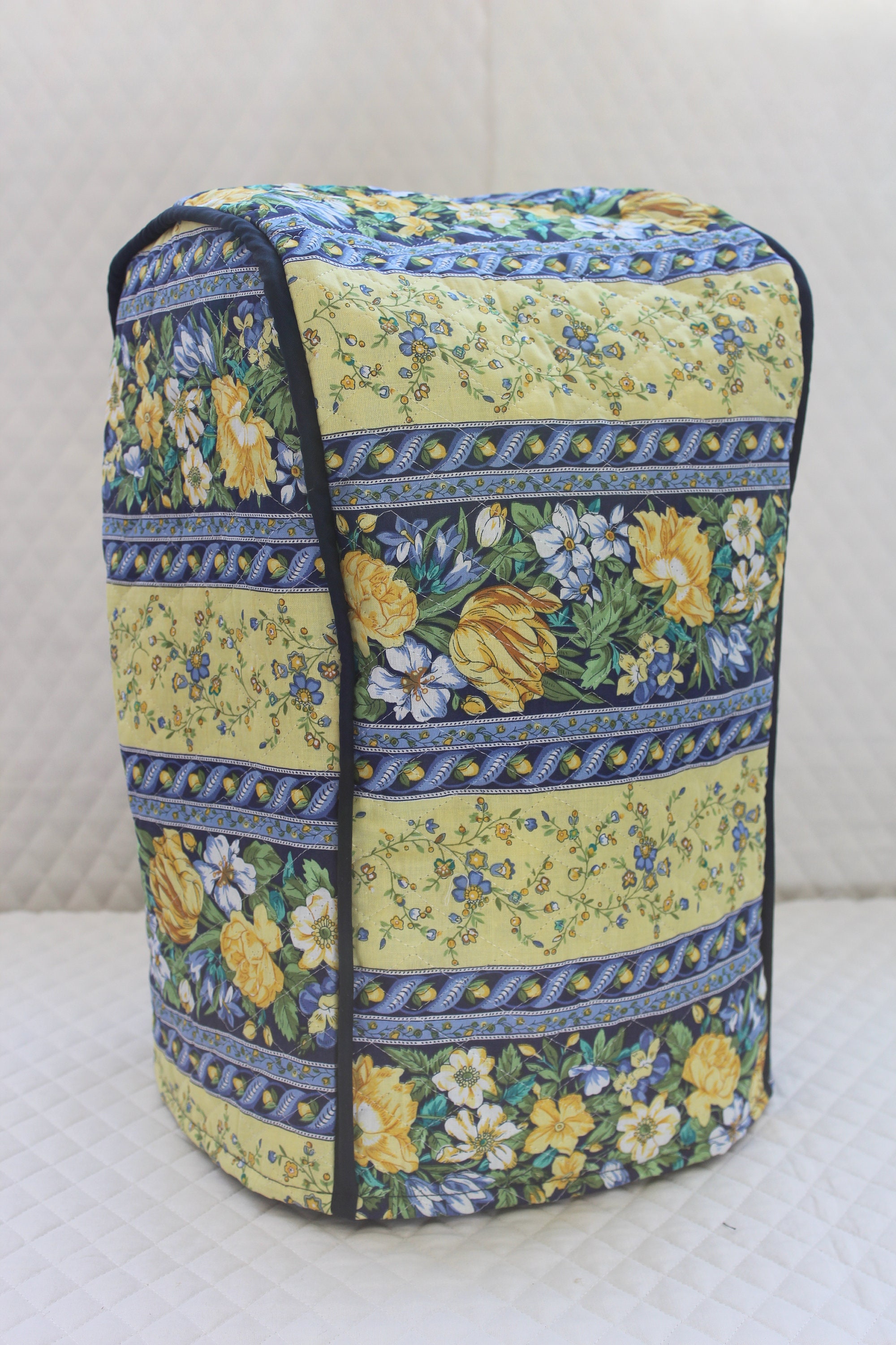 Blue Spring Quilted Blender Cover