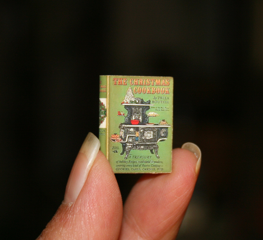 Dollhouse Miniatures "Christmas, Cook Book " - Artisan Handmade Miniature in 12Th Scale. From Cosediunaltromondo Italy