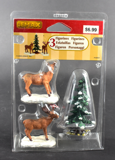 Lemax Mr & Mrs Moose With Tree Christmas Landscape Accessory 82631