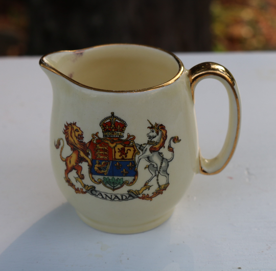 70S Souvenir Canada Creamer Pitcher Small Coat Of Arms Royal Winton England