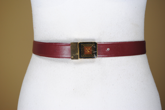 1970S 36''-40'' Red Maroon Skinny Leather Belt For Women With Enamel Buckle