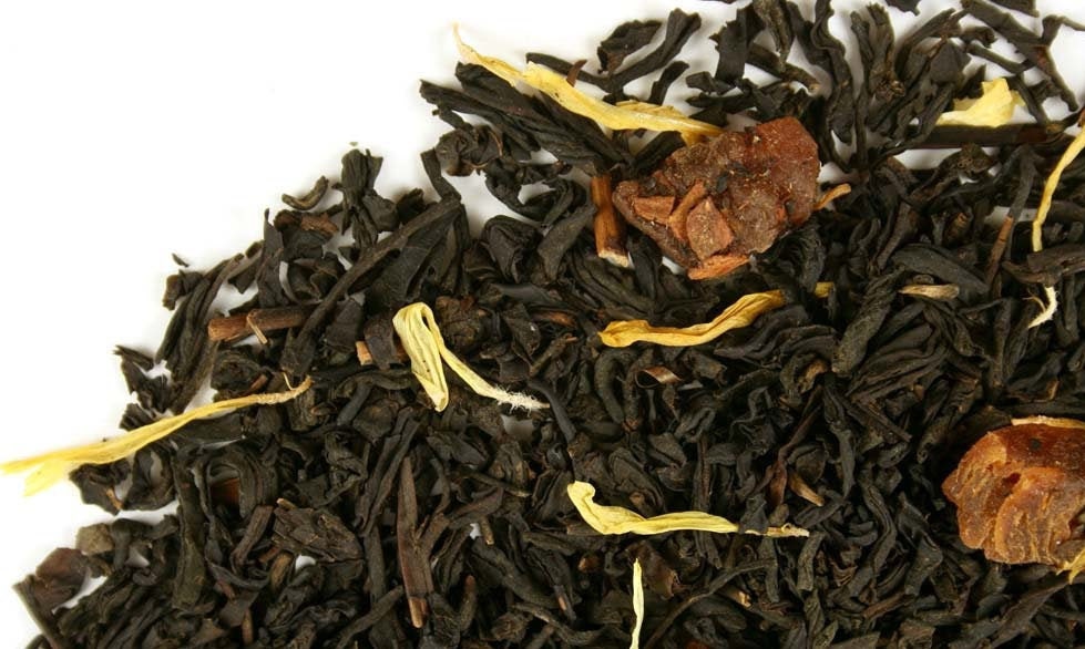 Apricot Fruit Tea Blend // Black Loose Leaf