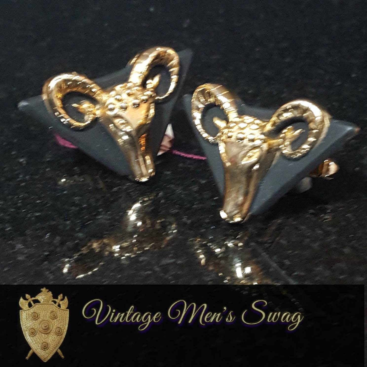 Vintage Cufflinks Golden Ram Offered By Vintage Men's Swag Bm-10