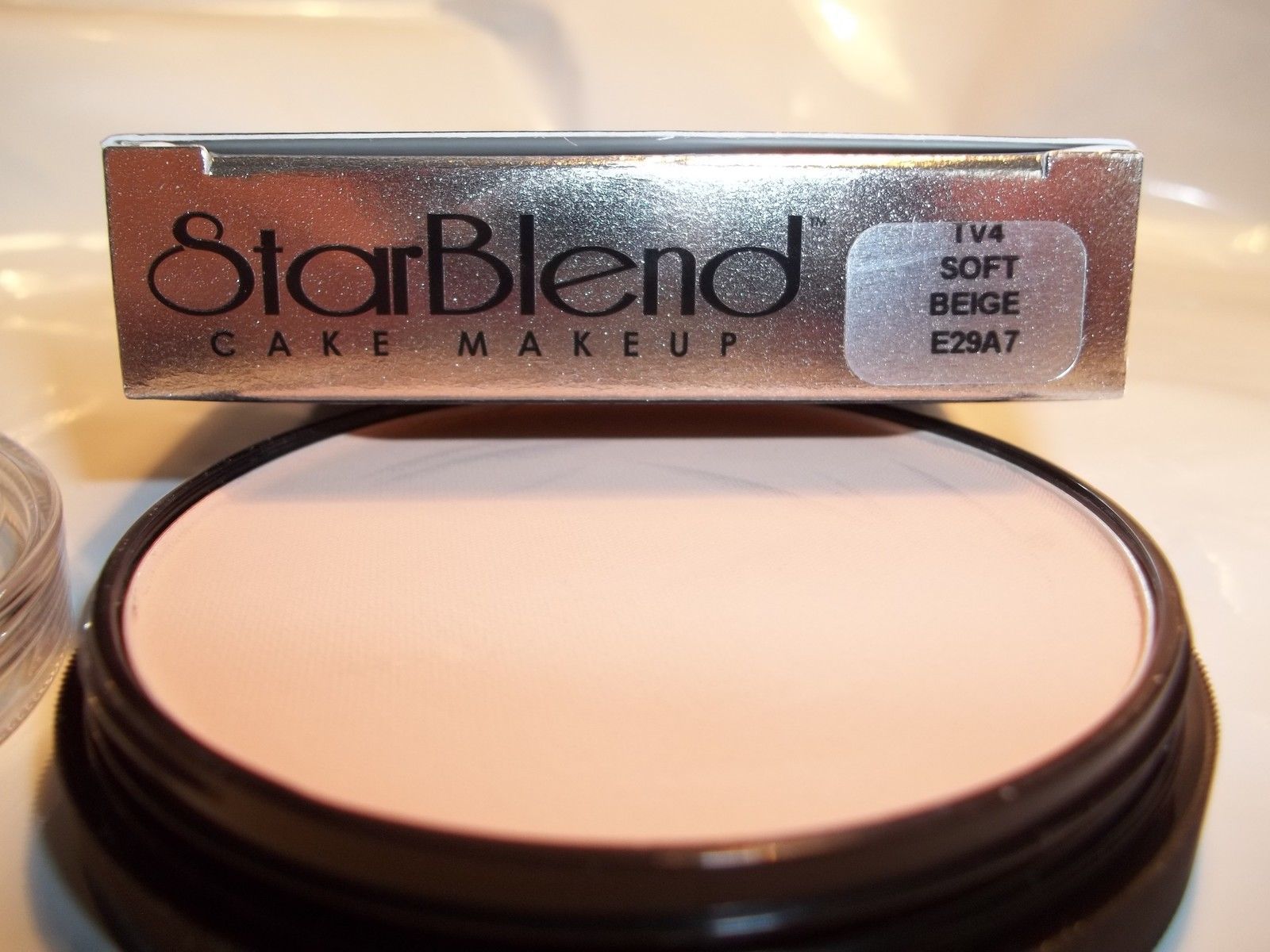Mehron Star Blend Cake Water Base Theatrical Makeup Light Shades Professional