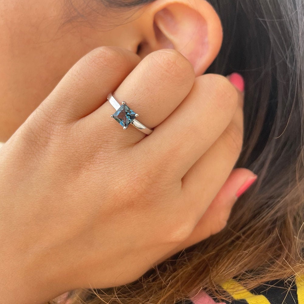 1.50 Ct London Blue Topaz Ring, Solitaire Gemstone Princess Cut Promise Ring For Her