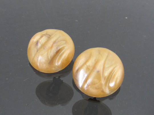 Vintage Jewelry Lucite Butterscot Clip On Earrings