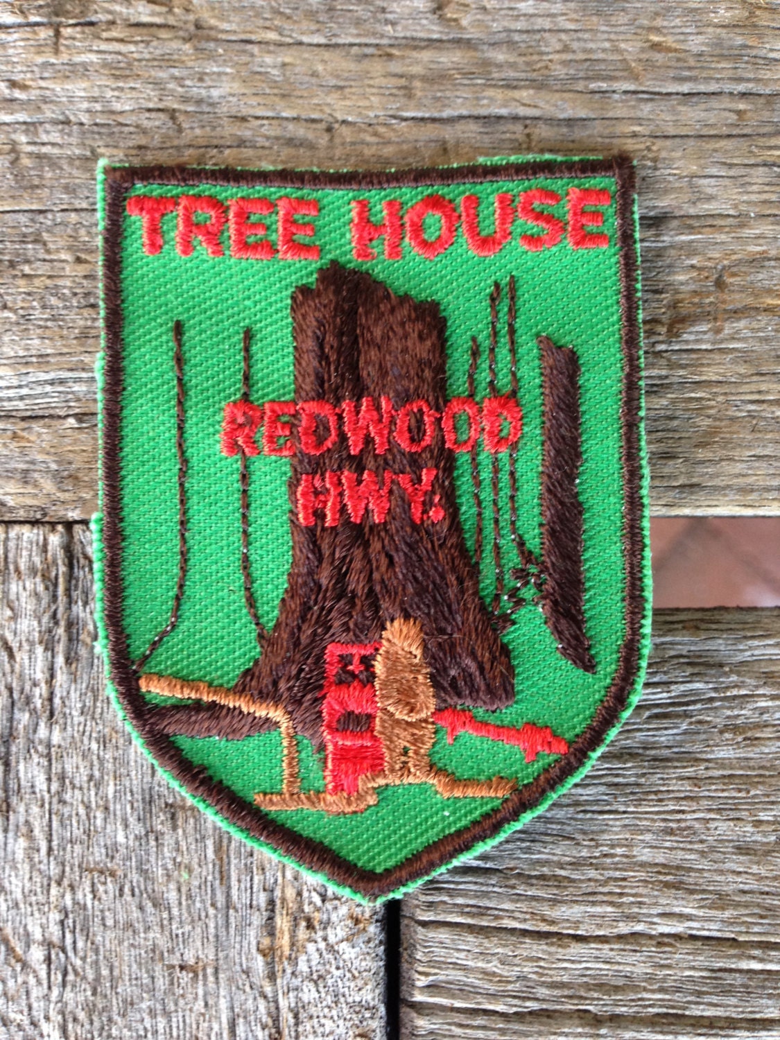 Tree House Redwood Highway Vintage Travel Souvenir Patch From Voyager - Last One