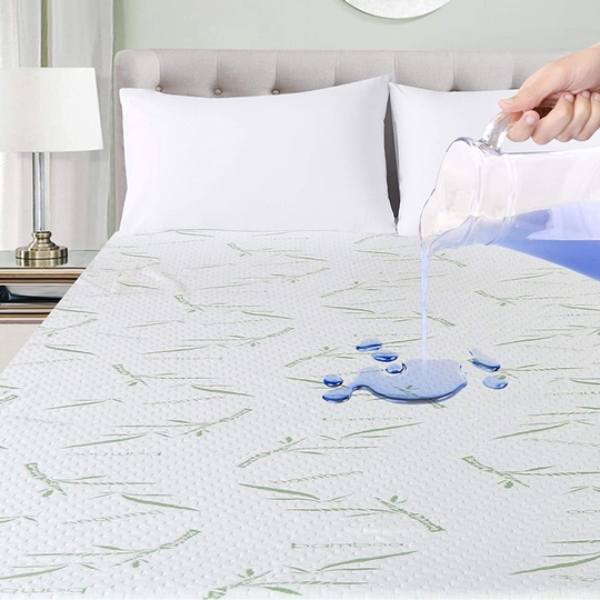 Bamboo Waterproof Mattress Protector, Soft, Cooling, Thin and Noiseless, Deep Pockets for All mattresses, Bamboo Blended Cover - Queen