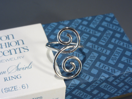 Avon Spun Swirls Ring Size 6 With Box, Nos Vintage 1977