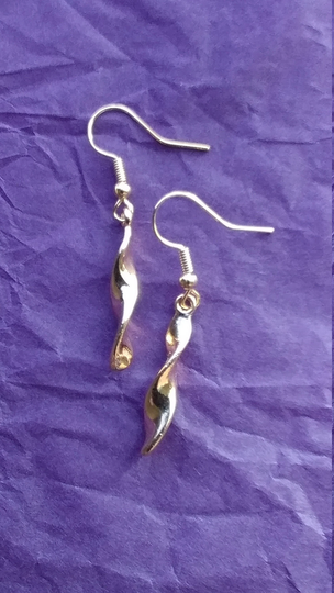 Gold Tone Hanging Twist Earrings