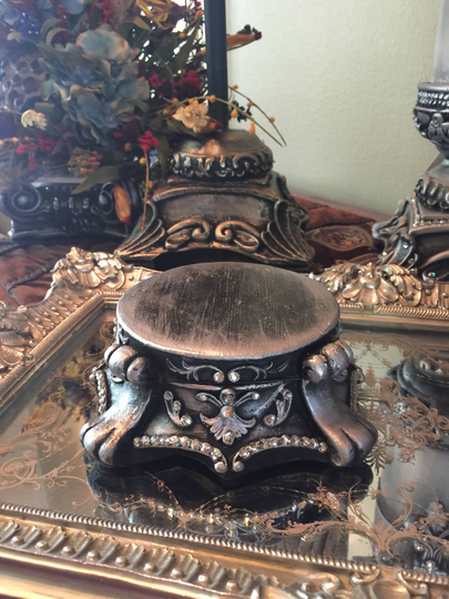 Silver Round Candle Holder