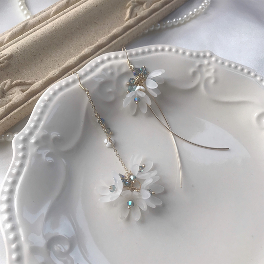 3D Petals Earrings, Floral Dangle Mismatched Earrings No Gift Package